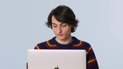 2023-02-01_-_GQ_-_Finn_Wolfhard_Replies_to_More_Fans_on_the_Internet_mp40400.jpg