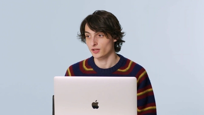 2023-02-01_-_GQ_-_Finn_Wolfhard_Replies_to_More_Fans_on_the_Internet_mp40426.jpg