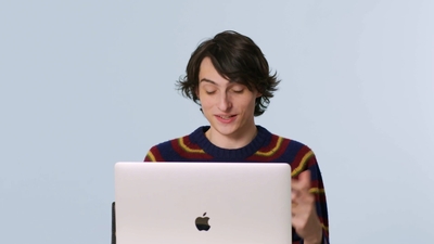2023-02-01_-_GQ_-_Finn_Wolfhard_Replies_to_More_Fans_on_the_Internet_mp40695.jpg