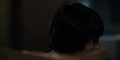 Stranger_Things_S01E01_mp40109.jpg