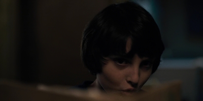 Stranger_Things_S01E01_mp40110.jpg