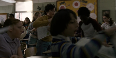 Stranger_Things_S01E01_mp41380.jpg