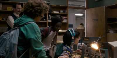 Stranger_Things_S01E01_mp41431.jpg