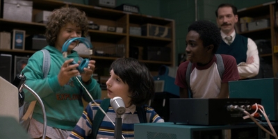 Stranger_Things_S01E01_mp41434.jpg