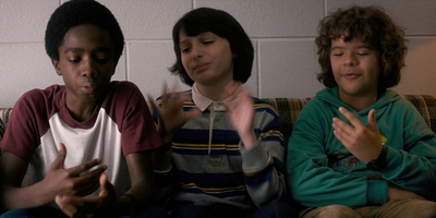 Stranger_Things_S01E01_mp41453.jpg