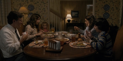 Stranger_Things_S01E01_mp42061.jpg