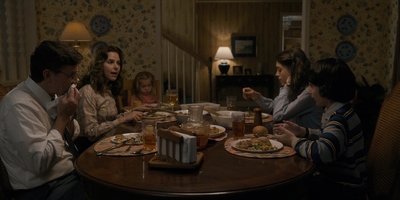 Stranger_Things_S01E01_mp42062.jpg
