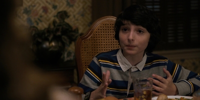 Stranger_Things_S01E01_mp42063.jpg