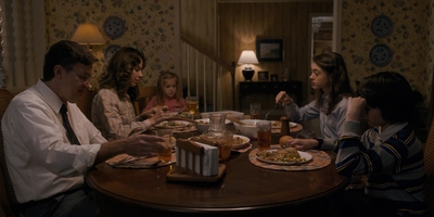 Stranger_Things_S01E01_mp42075.jpg
