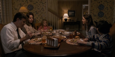 Stranger_Things_S01E01_mp42089.jpg