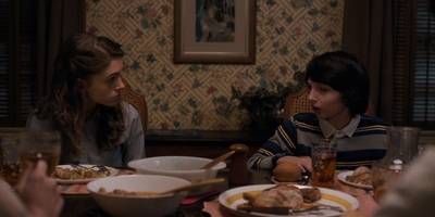Stranger_Things_S01E01_mp42098.jpg