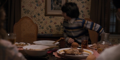 Stranger_Things_S01E01_mp42127.jpg