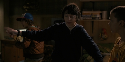 Stranger_Things_S01E02_mp42831.jpg