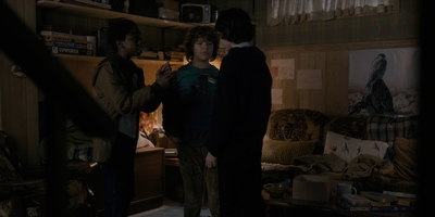 Stranger_Things_S01E02_mp42887.jpg