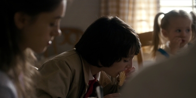 Stranger_Things_S01E02_mp43303.jpg