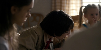 Stranger_Things_S01E02_mp43304.jpg