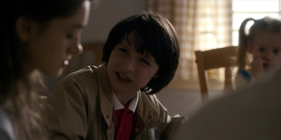 Stranger_Things_S01E02_mp43318.jpg