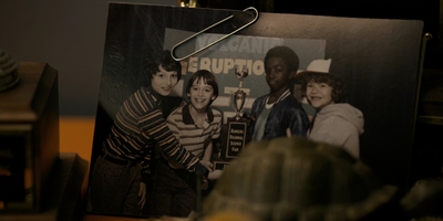 Stranger_Things_S01E02_mp44090.jpg