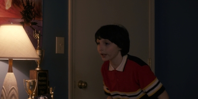 Stranger_Things_S01E02_mp44258.jpg