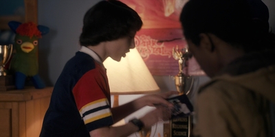 Stranger_Things_S01E02_mp44493.jpg