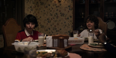 Stranger_Things_S01E02_mp44774.jpg
