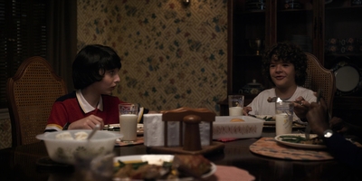 Stranger_Things_S01E02_mp44775.jpg