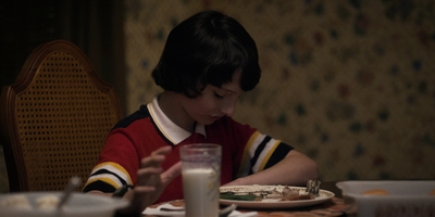 Stranger_Things_S01E02_mp44826.jpg