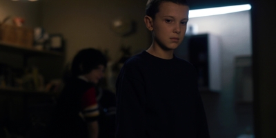 Stranger_Things_S01E02_mp45184.jpg