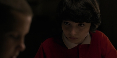 Stranger_Things_S01E02_mp45224.jpg