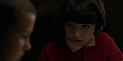Stranger_Things_S01E02_mp45225.jpg