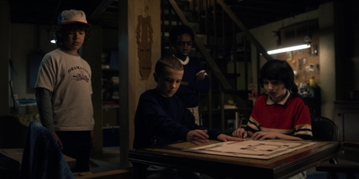 Stranger_Things_S01E02_mp45232.jpg