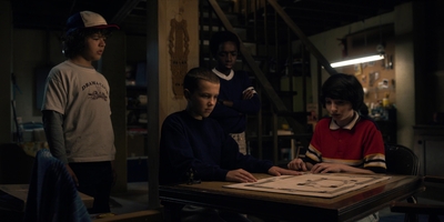 Stranger_Things_S01E02_mp45233.jpg