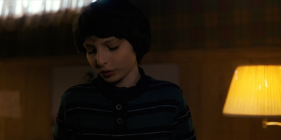 Stranger_Things_S01E03_mp46385.jpg