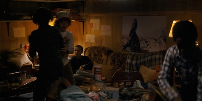 Stranger_Things_S01E03_mp46441.jpg