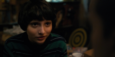 Stranger_Things_S01E03_mp46449.jpg