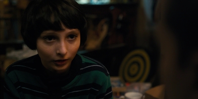 Stranger_Things_S01E03_mp46452.jpg