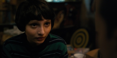 Stranger_Things_S01E03_mp46458.jpg