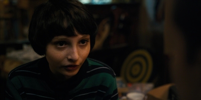 Stranger_Things_S01E03_mp46461.jpg