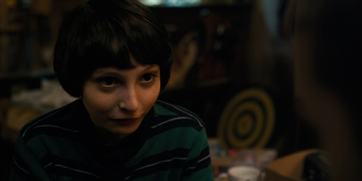 Stranger_Things_S01E03_mp46477.jpg