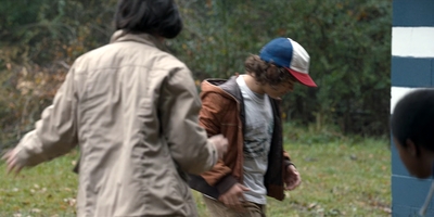 Stranger_Things_S01E03_mp47213.jpg