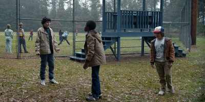 Stranger_Things_S01E03_mp47223.jpg