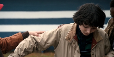 Stranger_Things_S01E03_mp47265.jpg