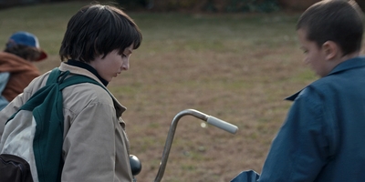 Stranger_Things_S01E03_mp48036.jpg