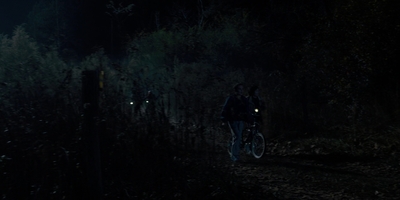Stranger_Things_S01E03_mp48519.jpg