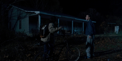 Stranger_Things_S01E03_mp48526.jpg