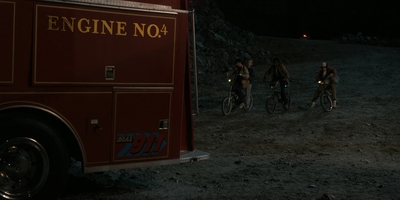 Stranger_Things_S01E03_mp48705.jpg