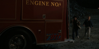 Stranger_Things_S01E03_mp48710.jpg