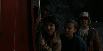 Stranger_Things_S01E03_mp48736.jpg