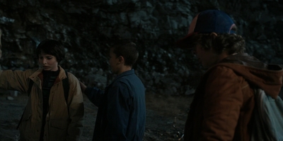 Stranger_Things_S01E03_mp48754.jpg