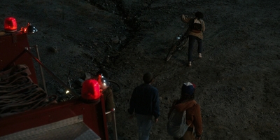 Stranger_Things_S01E03_mp48783.jpg